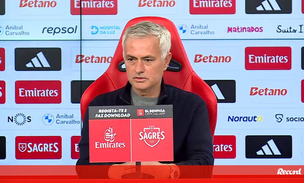<![CDATA[ Mourinho e o Santa Clara-Sporting: «Há uma unanimidade que normalmente não existe» ]]>