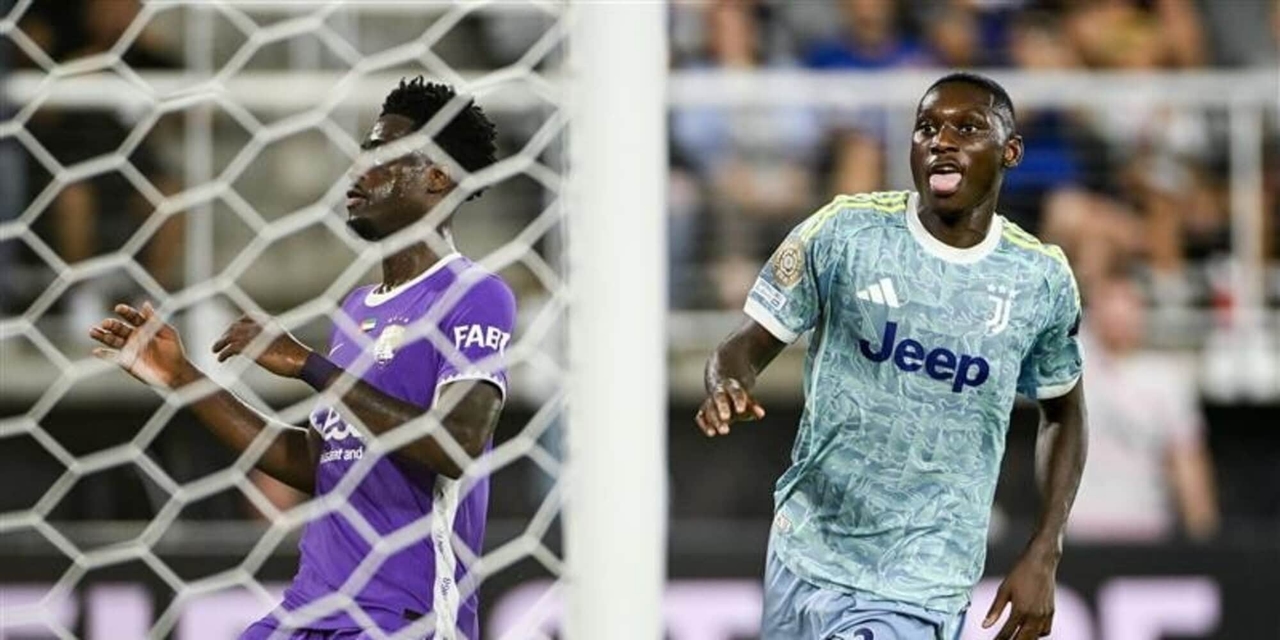 <p>Calciomercato Juve, Kolo Muani col Parma! Le cifre messe sul tavolo da Comolli, Vlahovic o meno</p>