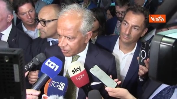 Piantedosi: "Después de Leoncavallo, será el turno de Casapound de ser desalojado".