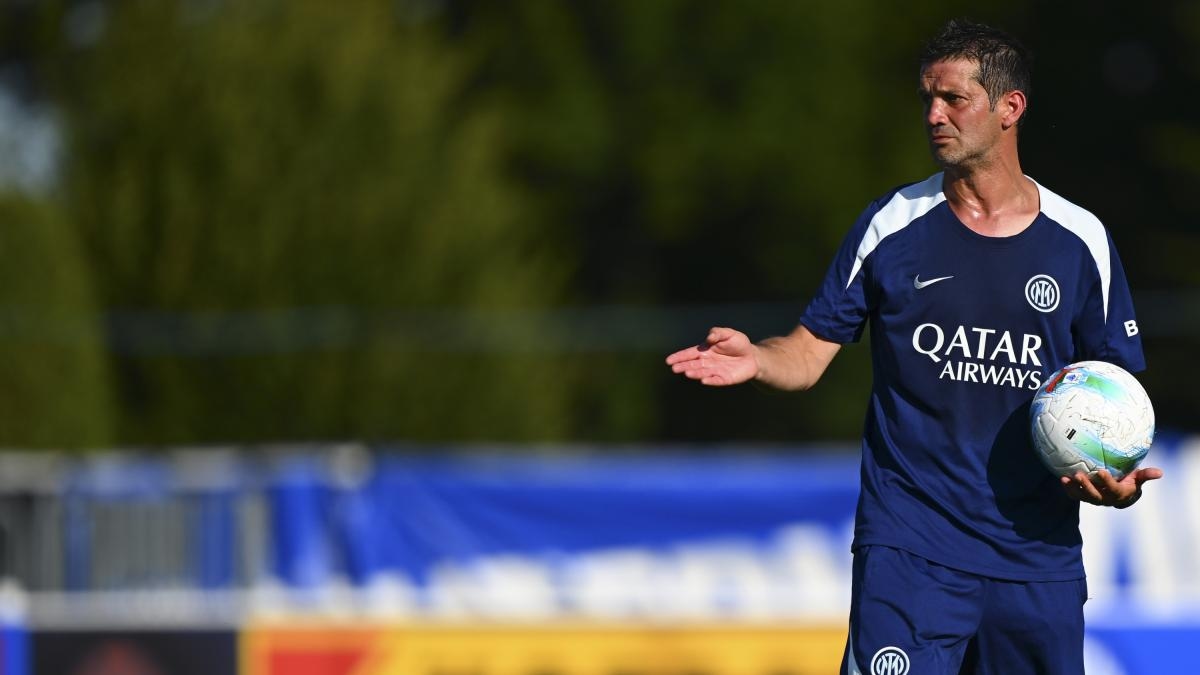 Sacchi: "Inter en Chivu moeten beschermd worden en er moet naar hen geluisterd worden op de transfermarkt. Berlusconi deed hetzelfde bij mij, en..."