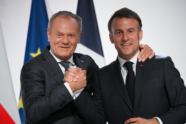 Macron: En caso de un ataque a Polonia, movilizaremos al ejército en 30 días
