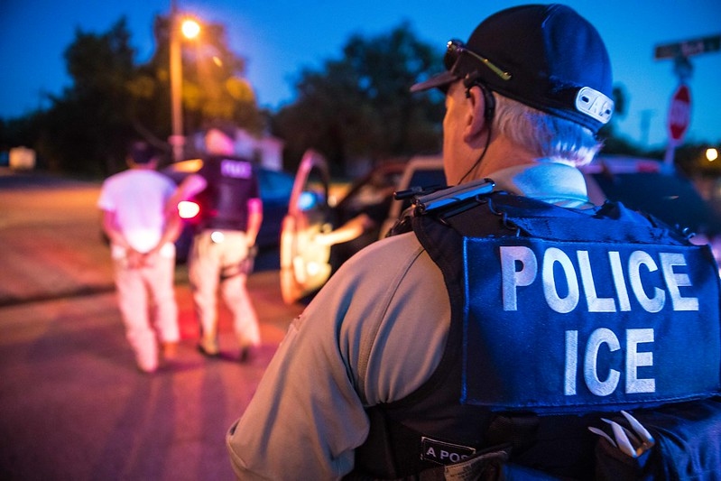 L'amministrazione Trump ha annunciato che avrebbe "inondato" New York di ufficiali dell'ICE.