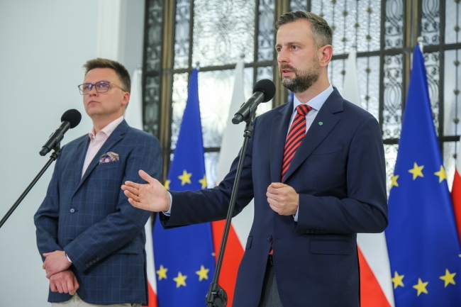 PSL vroeg partijleden naar coalitie met PiS en Konfederacja. "Stemmingen peilen"
