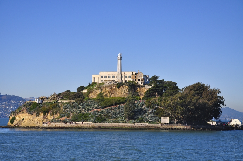 White House: Immigrants could await deportation at Alcatraz prison