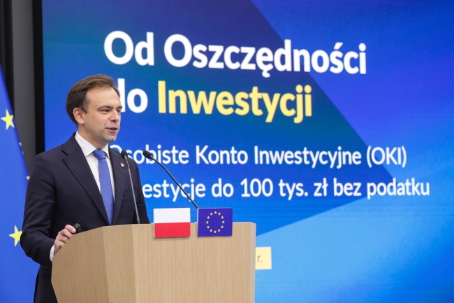 The Minister of Finance presented the assumptions of the "OKI" program. Poles could invest up to PLN 100,000 tax-free.