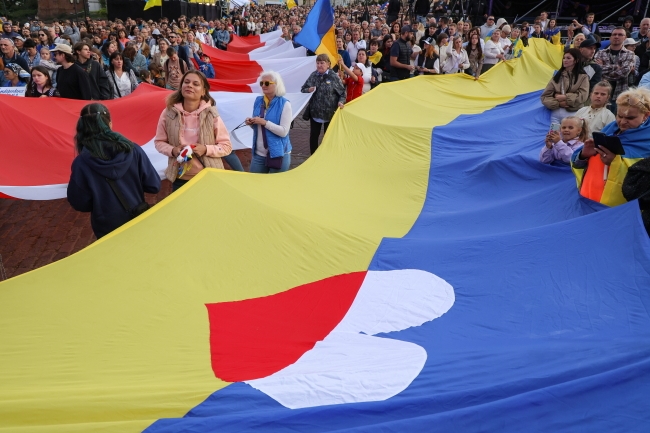 Warschau. Op Onafhankelijkheidsdag zongen de Oekraïners het volkslied en bedankten ze de Polen.