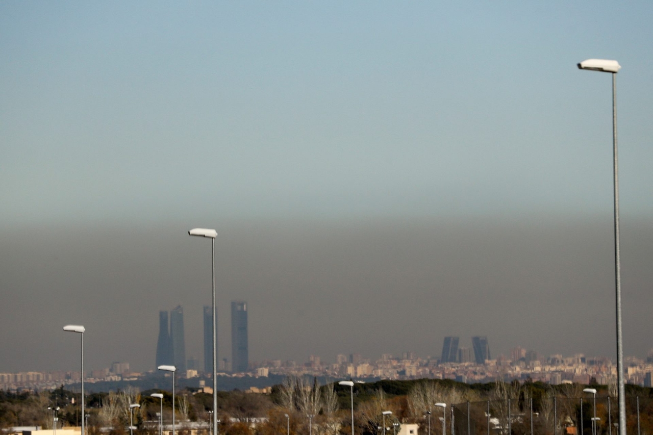 Twee op de drie mensen in Spanje ademden in 2024 vervuilde lucht in, ondanks lichte verbeteringen