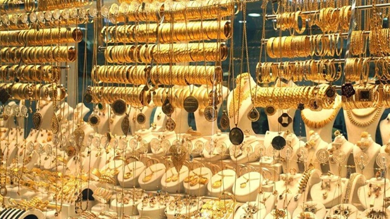 Altın fiyatlarında yeni haftanın açılışı: gram altında yeni zirve: çeyrek 7 bin lirayı aştı! 14 Temmuz altın fiyatları