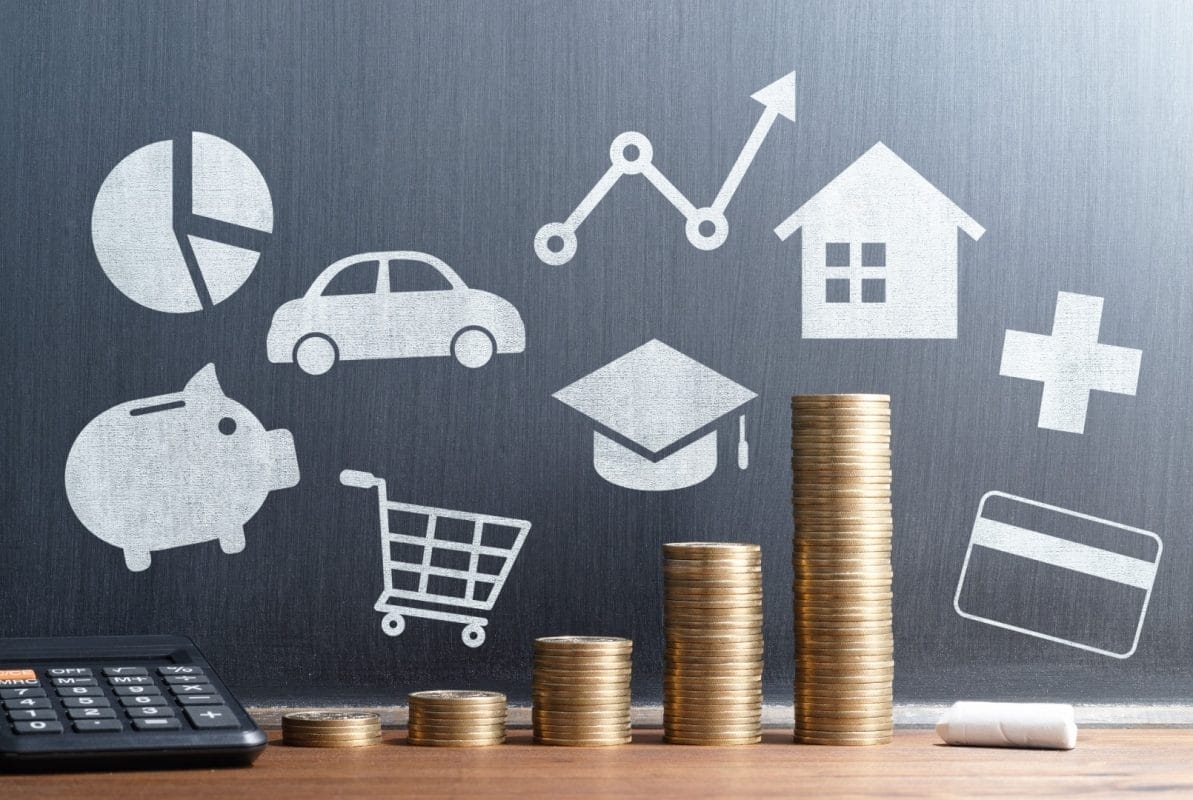 Personal Finance 2025: Keys to Saving and Investing in an Environment of High Interest Rates and Crypto Boom