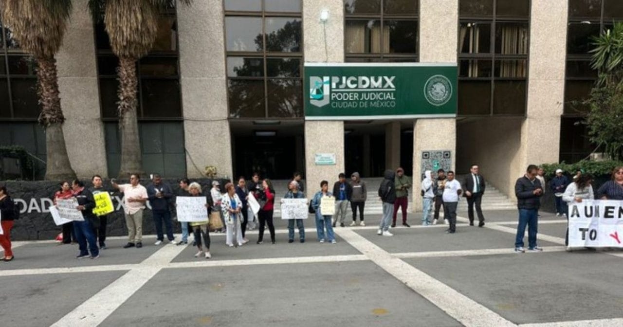 Adalet Kontrol Altında: Mexico City Adliye Şubesinde Grev; Şiddet Bildirildi