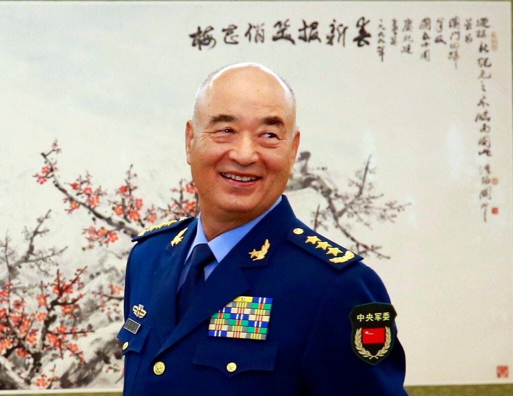 Pequim presta homenagem: Xi lidera funeral do comandante militar sênior Xu Qiliang