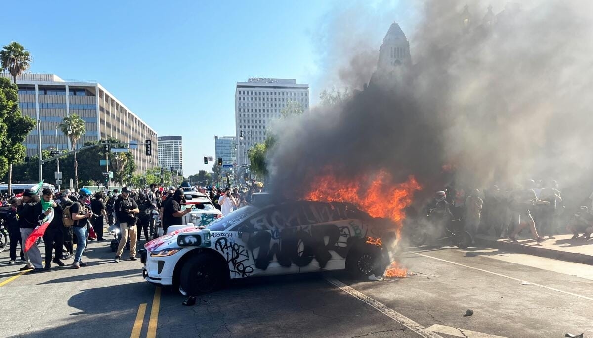 Sheinbaum protests in Los Angeles: President responds to US accusations