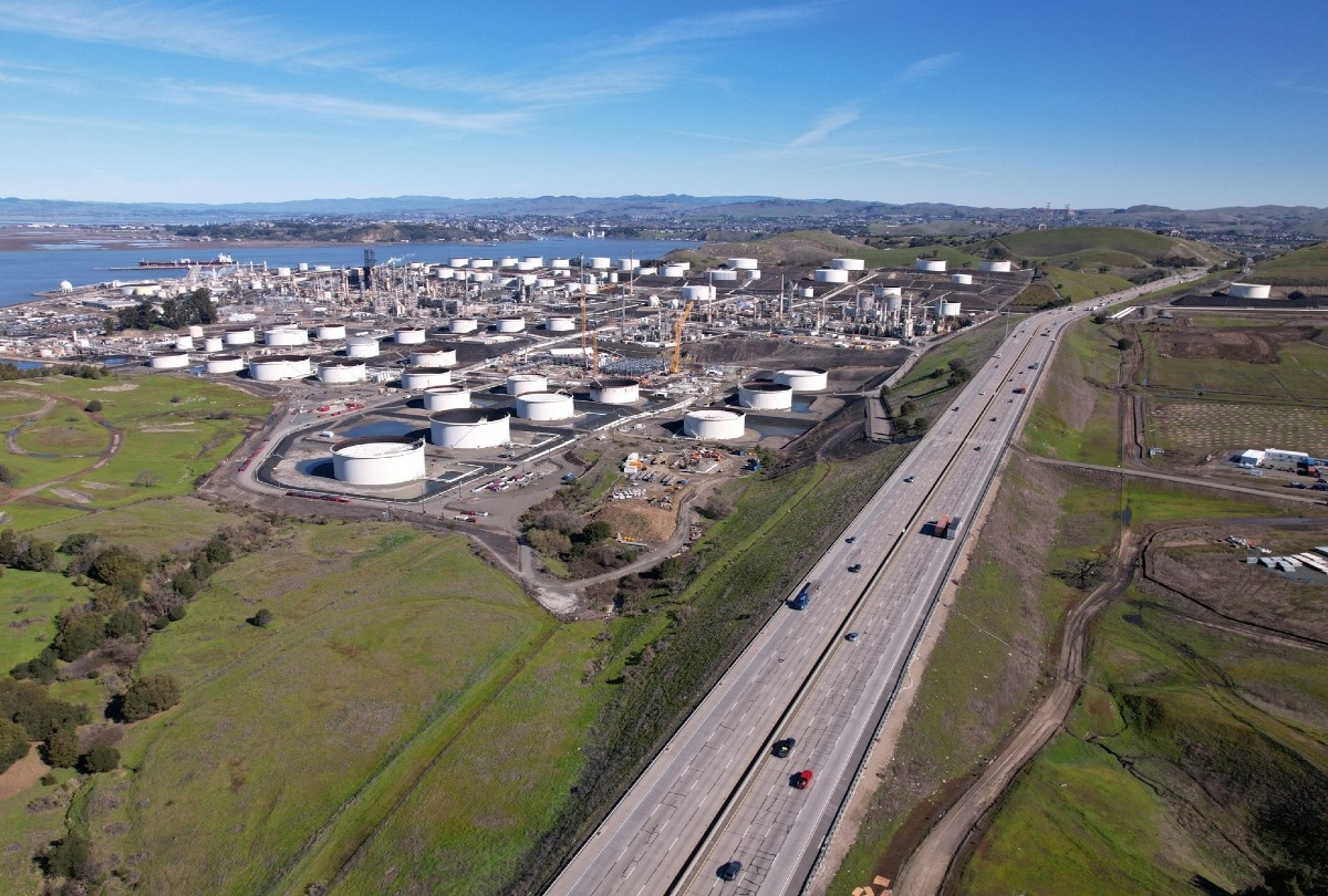 US Natural Gas Drops on Cooler Outlooks as July Contract Expires
