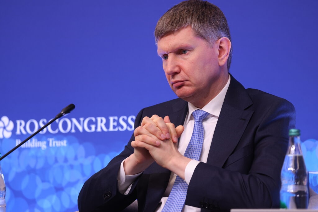 Fede, amore, intuizione e testardaggine: l’intera gamma di sentimenti dei membri del governo di fronte alla minaccia di recessione alle sessioni dello SPIEF