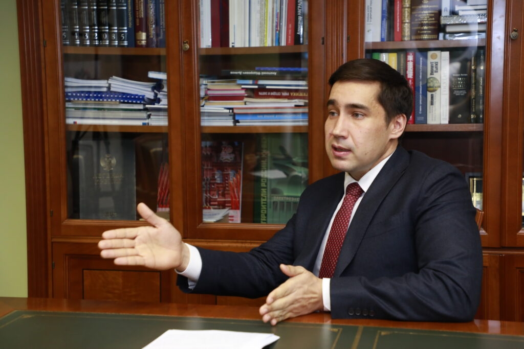 Los dispositivos de almacenamiento de energía pueden resolver de forma rápida y eficaz el problema de la escasez de energía en el sur de la Federación de Rusia, aunque requerirán inversiones – Ministerio de Energía