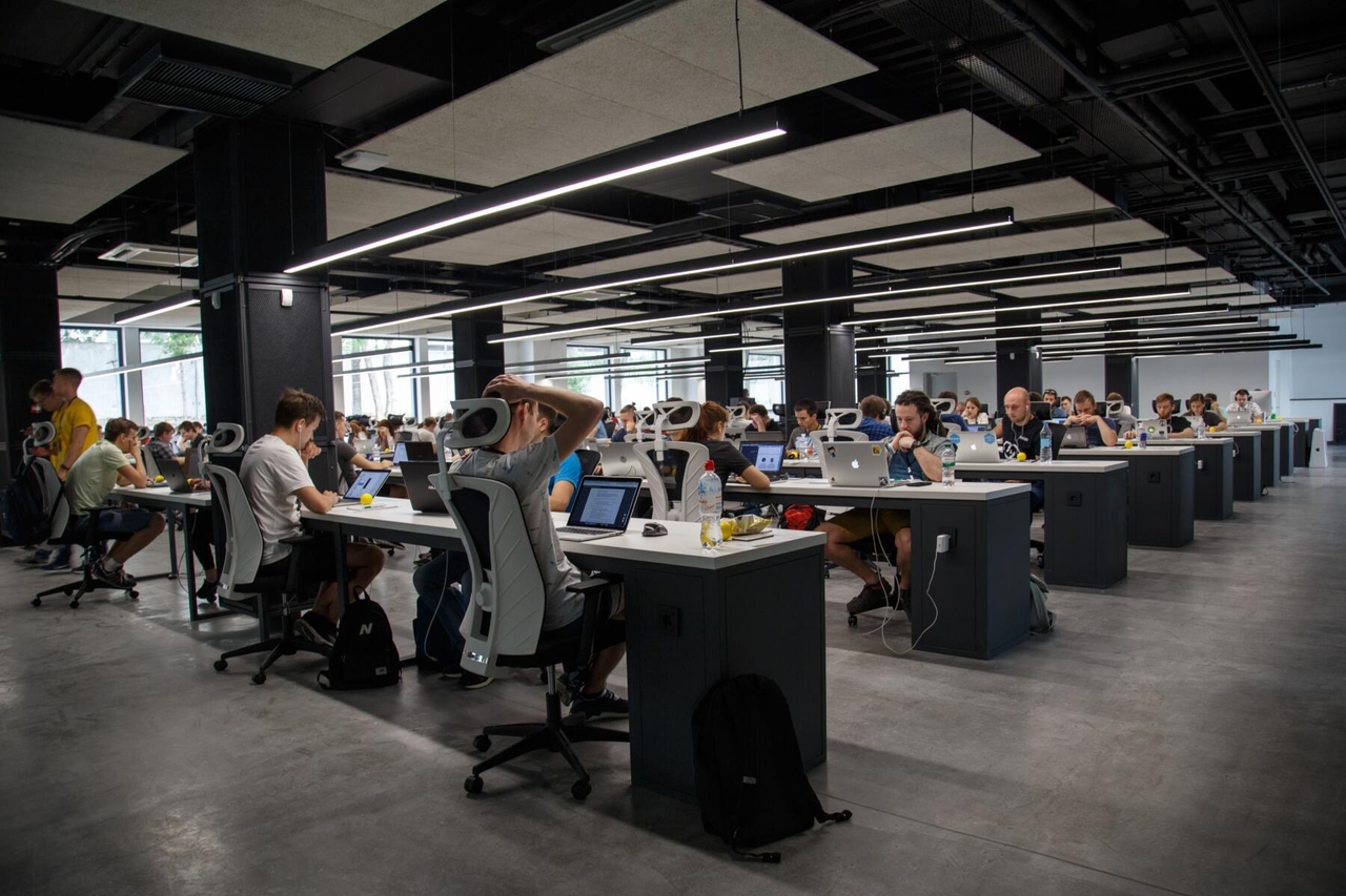 Intesa Sanpaolo: 10 billion to promote employment growth