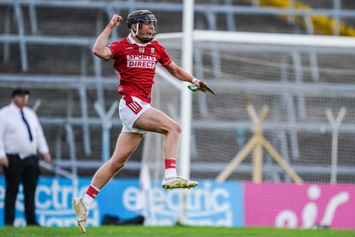 Cork segura recuperação tardia de Waterford e garante 35ª coroa do Munster MHC
