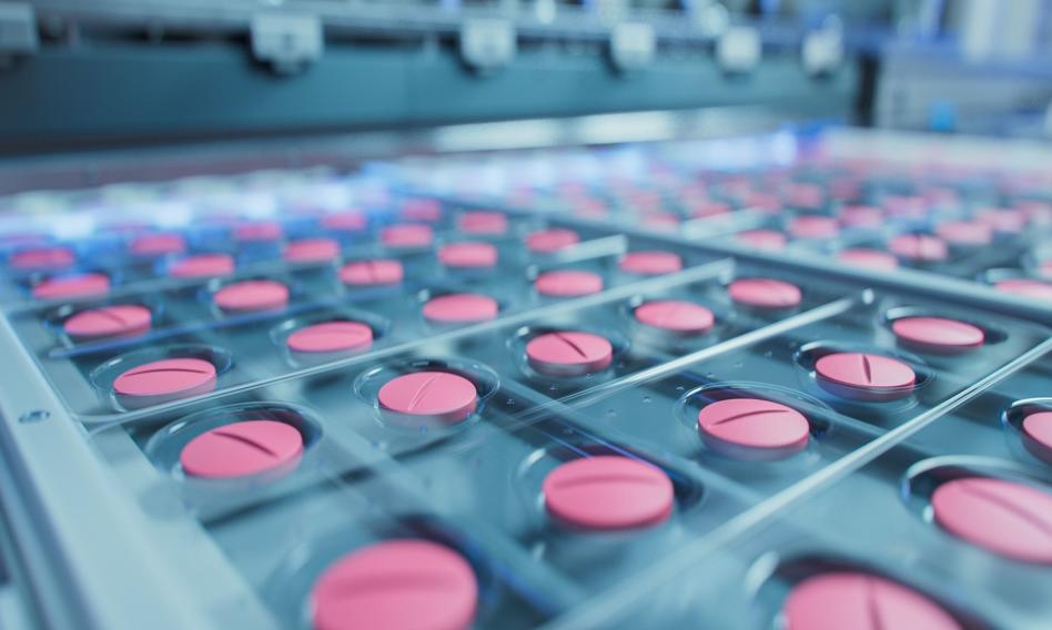 Sin medicinas, no ganaremos la guerra. Las fábricas no tienen suministro eléctrico garantizado.