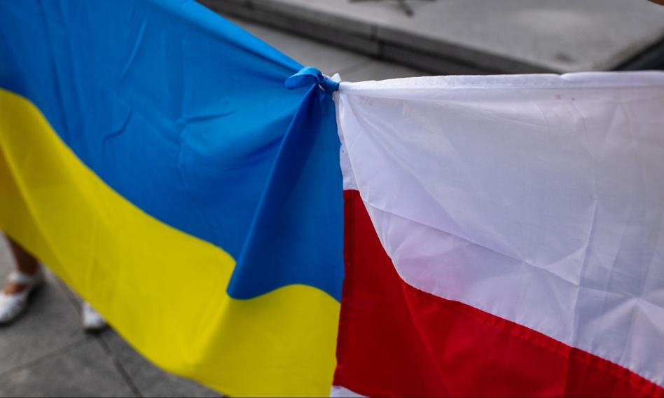 Ucrania se une a Polonia. Se permitirá la doble nacionalidad.