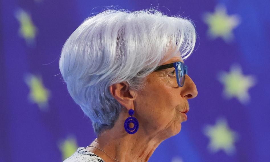 Lagarde: Las tensiones comerciales y la incertidumbre podrían frenar el crecimiento de la eurozona