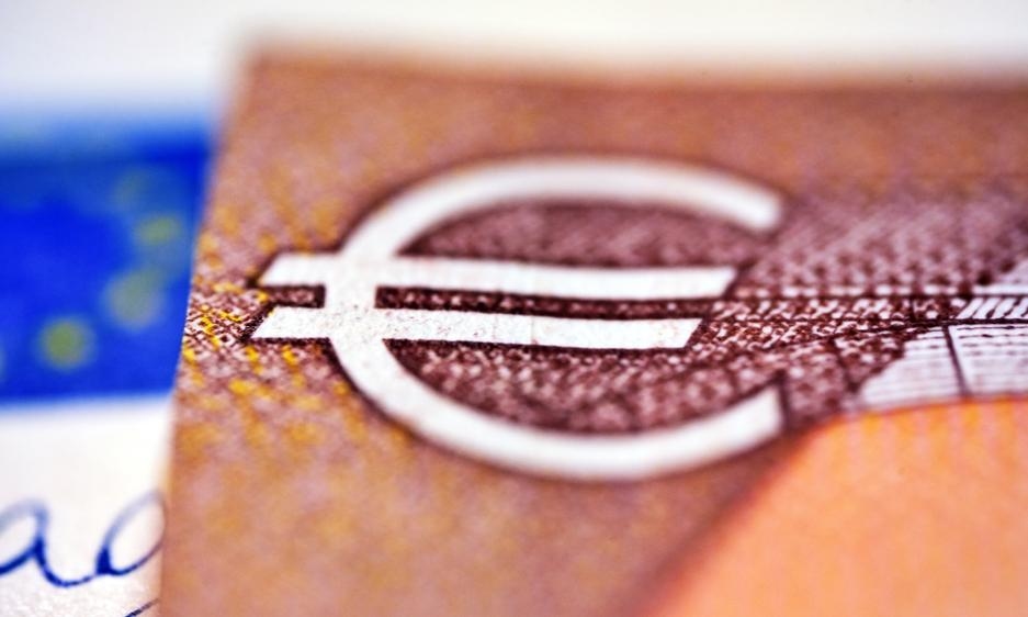The new EU budget is full of challenges. The Commission is looking for new sources of revenue.