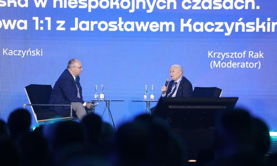 Kaczyński: Polonia podría perder su soberanía debido a un nuevo acuerdo europeo o a una guerra.