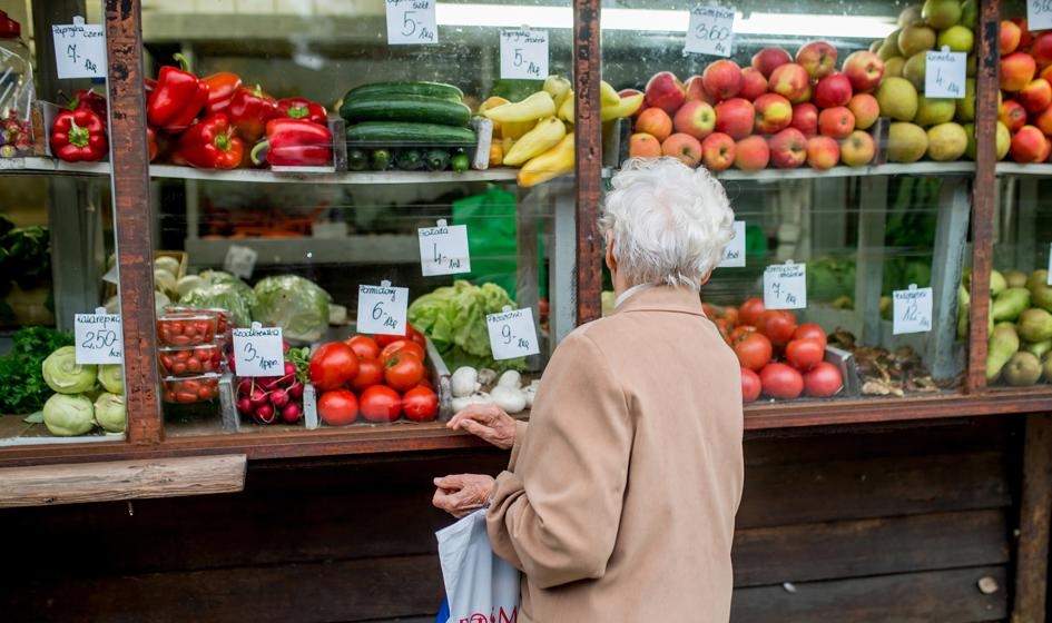 Sunday Trading? Candidates' Electorates Have Differing Opinions