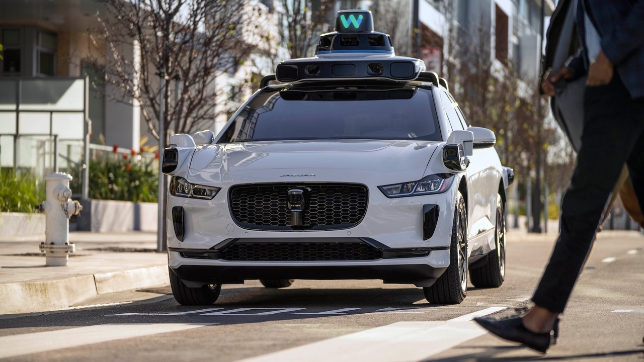 Waymo erhält erste Genehmigung für selbstfahrende Autos in NYC