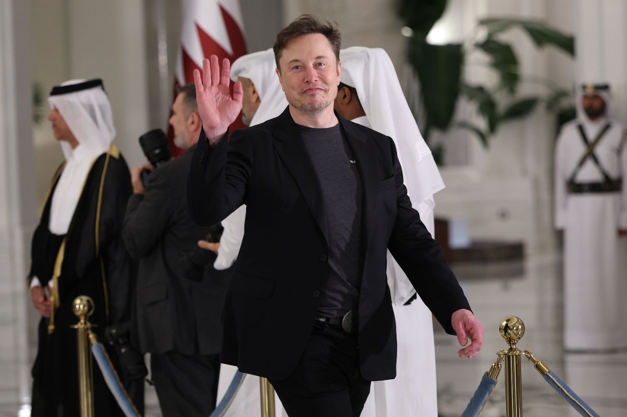 Elon Musks xAI sagt, „unbefugte Modifikation“ habe Grok dazu gebracht, eine Verschwörungstheorie zum weißen Völkermord zu verbreiten
