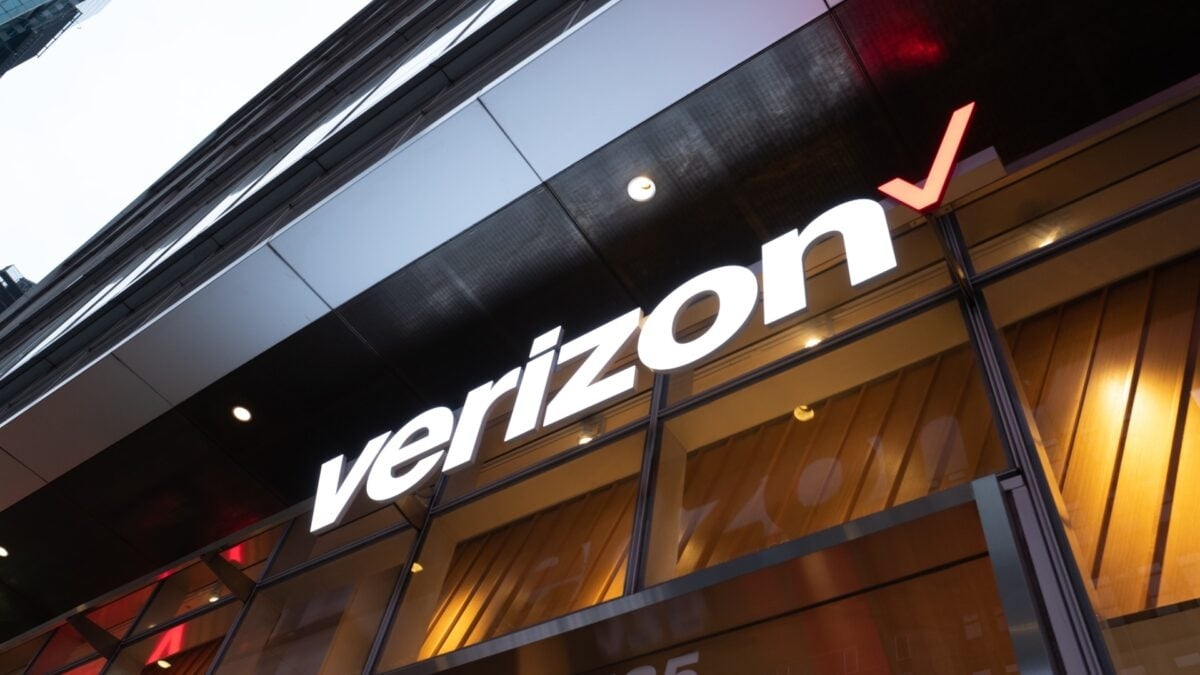 Verizon finalmente restablece el servicio en la mayoría de las áreas después de un corte de un día.