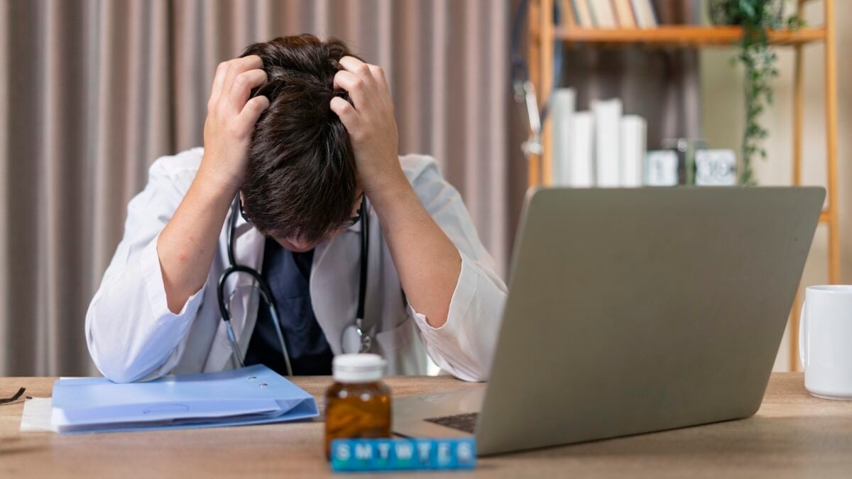 Your Doctor Is Most Likely Consulting This Free AI Chatbot, Report Says