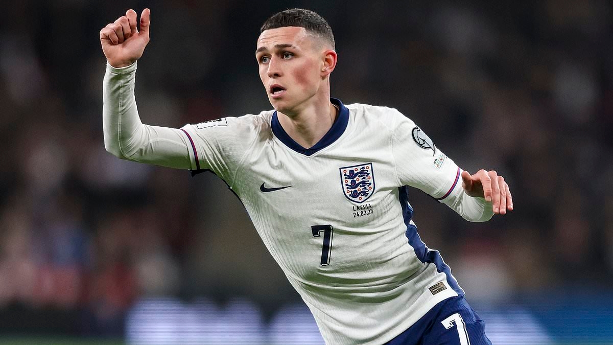 Jamie Carragher and Gary Neville turn up the heat on 'shy' Phil Foden, who 'hasn't done enough for England'