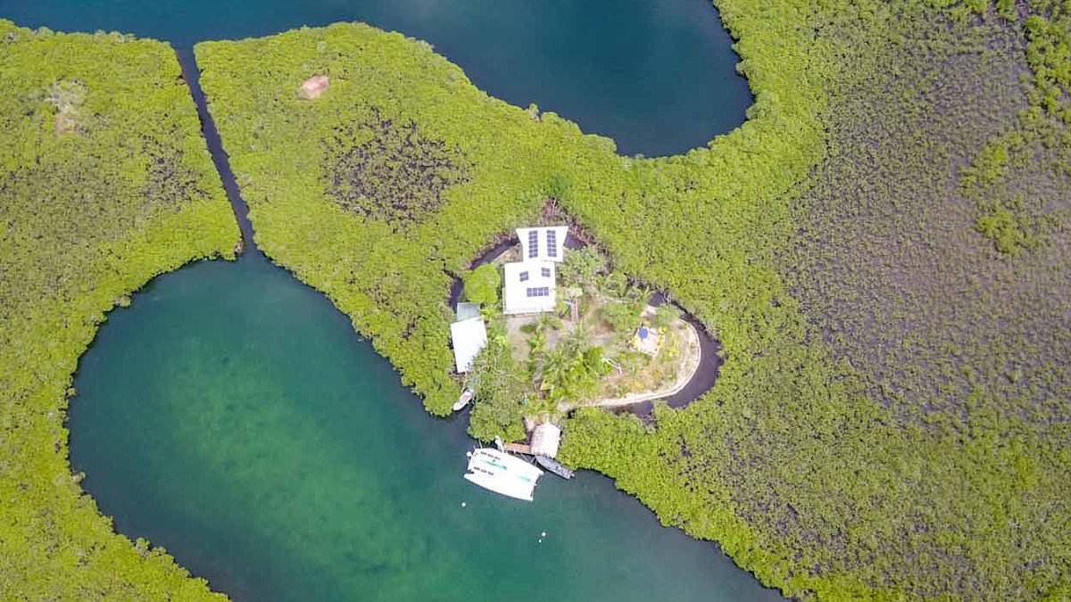 Charming heart-shaped private island in Panama could be yours for LESS than the average London home