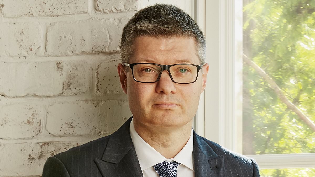 Workers' rights shake-up 'could wreak havoc': Next boss Lord Wolfson sounds alarm over plans as backlash mounts