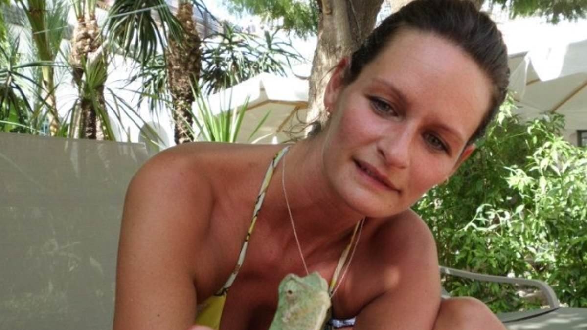 Ben yalnız seyahat eden bir kadınım ve 70 ülkeyi ziyaret ettim - bir tanesine asla geri dönmeyeceğim çünkü çok güvensizdi