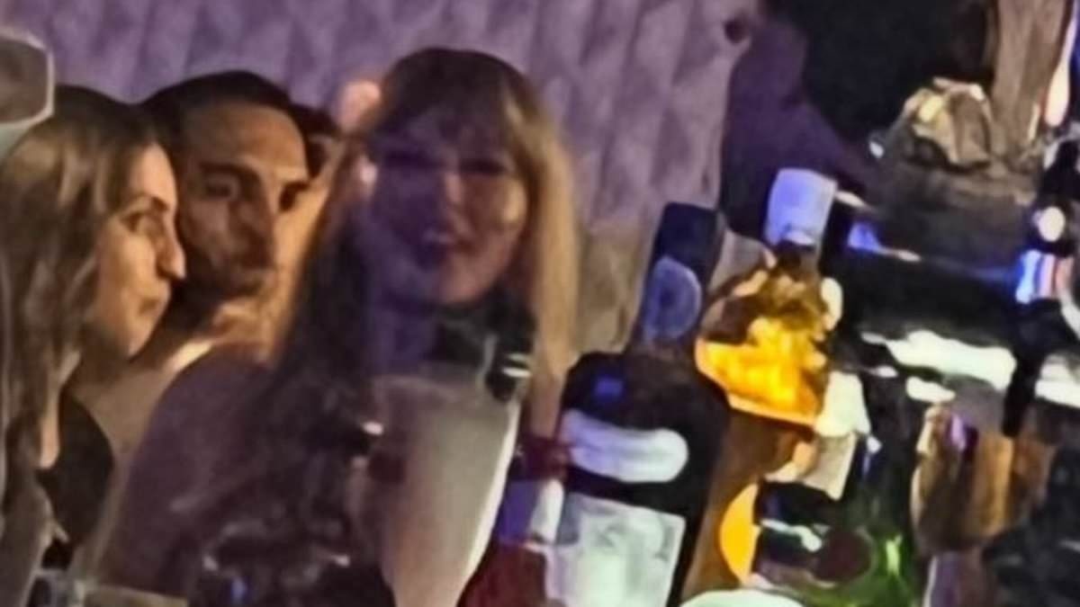 Taylor Swift dołącza do Travisa Kelce'a w Nashville podczas wieczoru otwarcia jego charytatywnego wydarzenia NFL