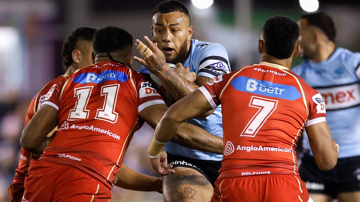 Pourquoi la star de la NRL Addin Fonua-Blake a joué au football quelques heures seulement après les funérailles de sa famille