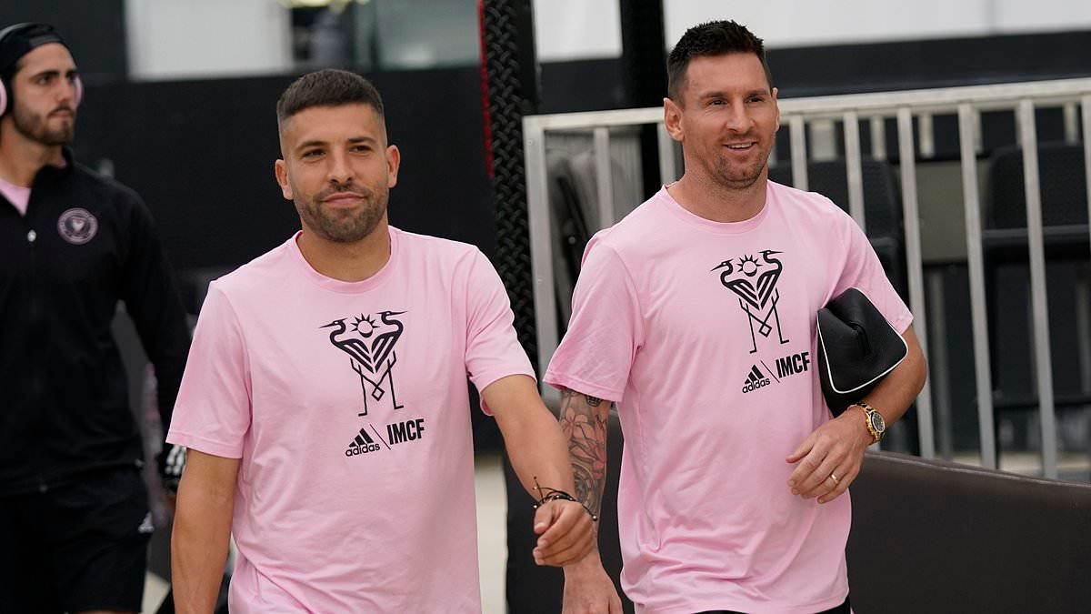 Lionel Messi był „niezwykle zdenerwowany” po otrzymaniu dziwnego zakazu gry w MLS, podczas gdy gwiazda Interu Miami i jego kolega z drużyny Jordi Alba został ukarany „drakońskim” zawieszeniem