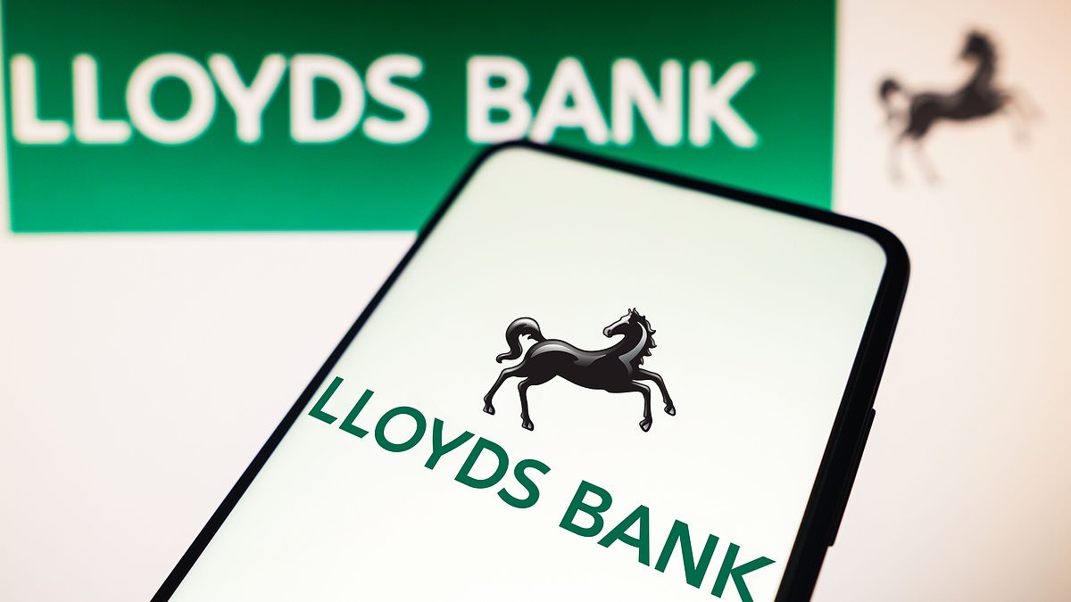 Lloyds Bank is back online following a 3-hour outage that left thousands of Brits unable to access their accounts on payday