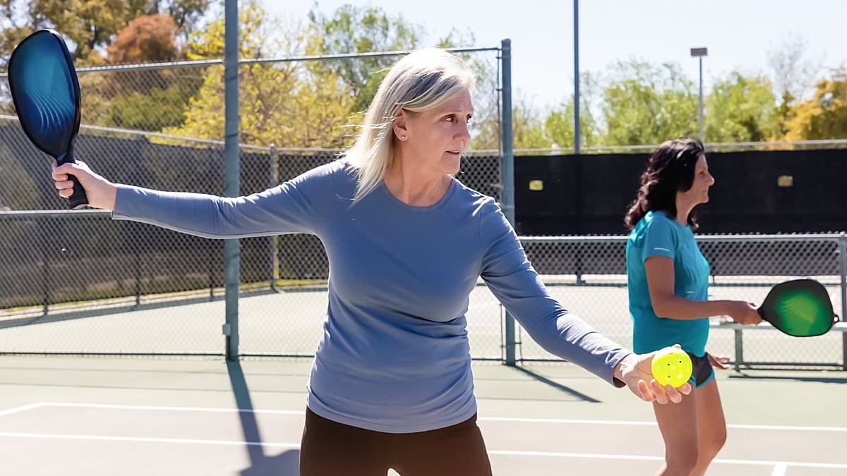 Les médecins émettent un avertissement concernant les blessures invalidantes qui se multiplient parmi les joueurs de Pickleball