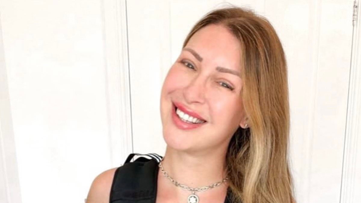 Die 38-jährige Mutter zweier Kinder behauptet, sie werde aufgrund ihres 2.000 Pfund teuren Biohacking-Programms für einen Teenager gehalten