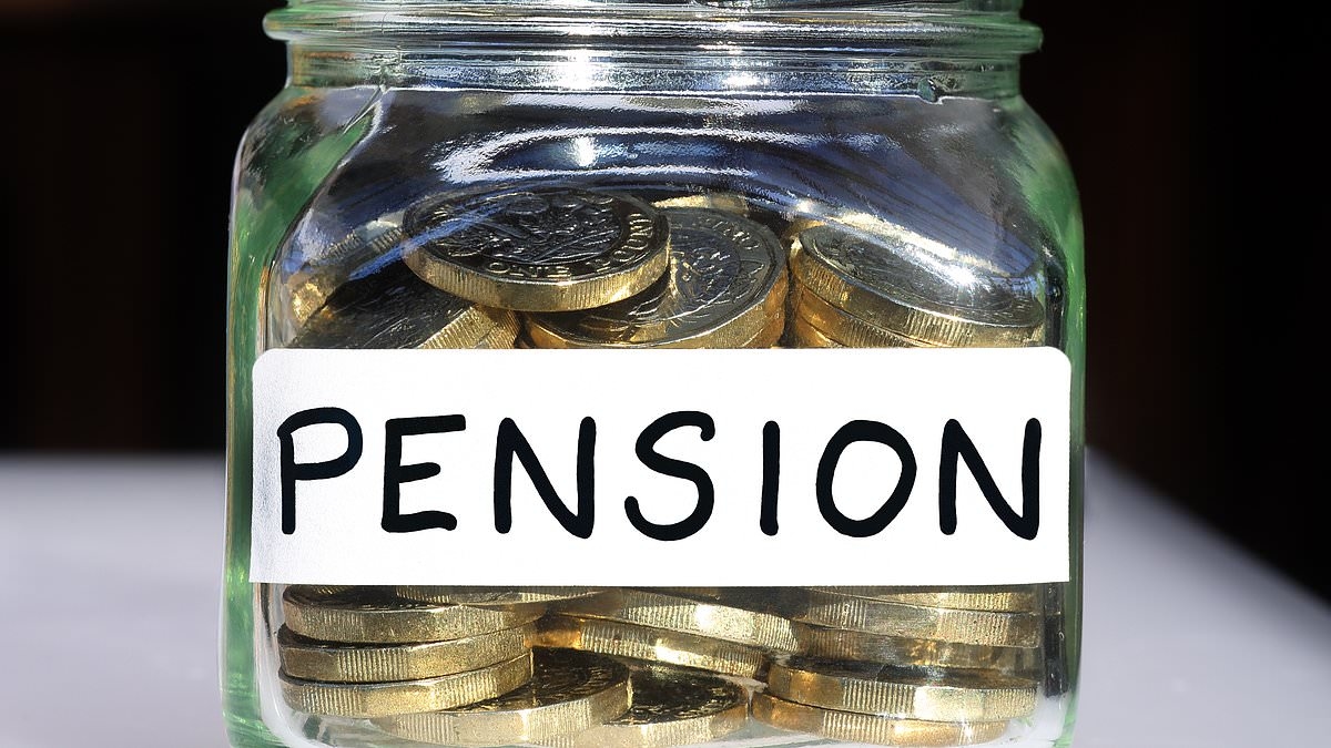 Why taking your pension tax-free lump sum could leave you thousands of pounds worse off