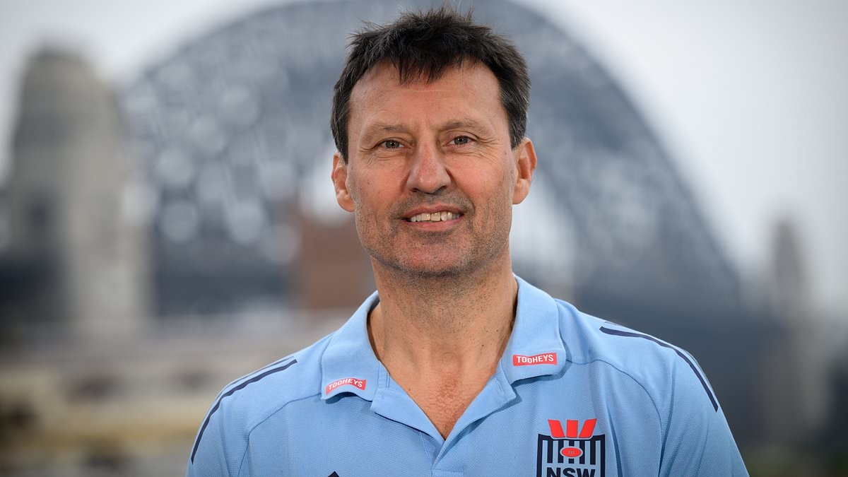 NSW coach Laurie Daley makes an embarrassing mistake as he names a retired Queenslander in State of Origin team