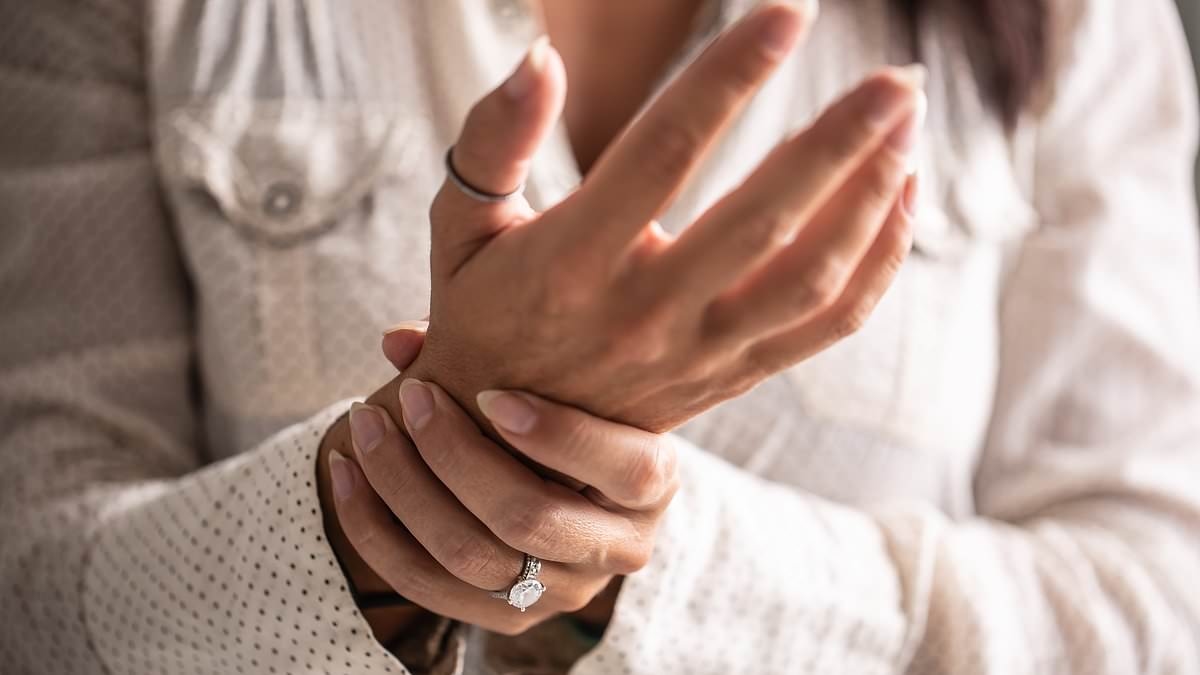 Are phones and tablets behind agonising syndrome that ruins the lives of 340,000 people in Britain? As cases surge by 25 per cent, experts warn that texting quadruples the risk - so here's the simple way to tell if YOU'RE next…