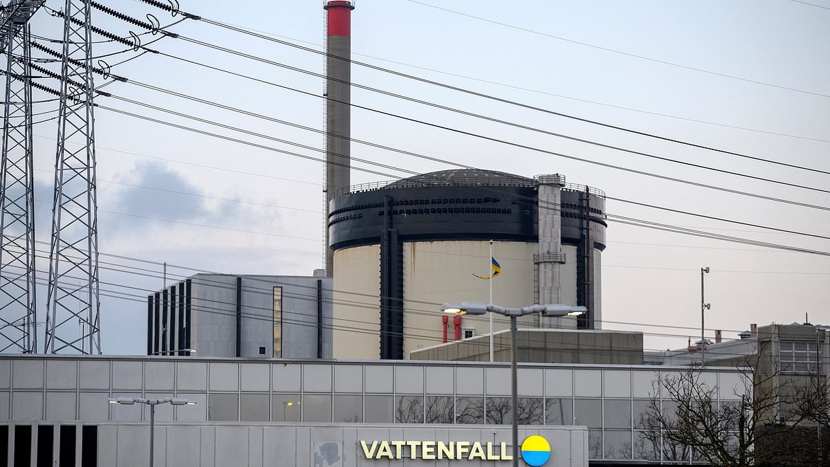 Rolls-Royce wins contract to build Swedish mini nuclear power stations
