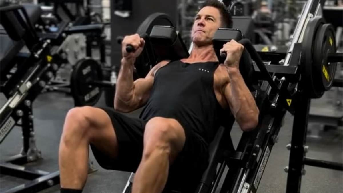See the stunning new video that shows Ben Cousins looks fit enough to play in the AFL at 47 years old