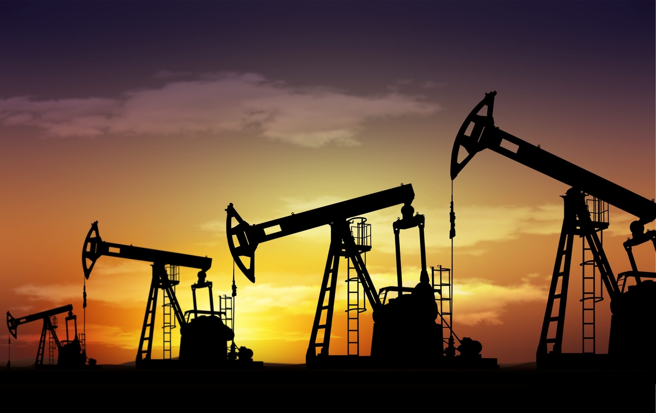 Trump appelle à une augmentation de la production pétrolière ; les prix chutent