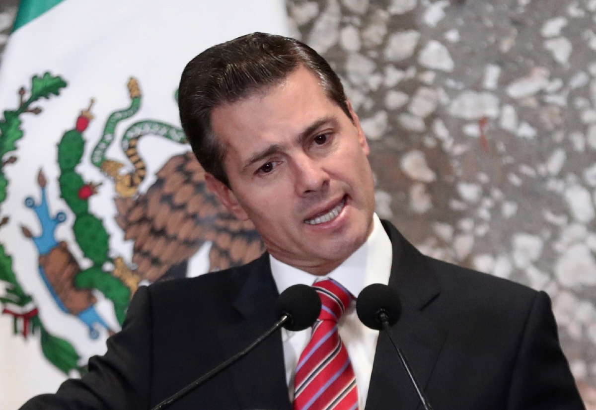 Enrique Peña Nieto accused of taking bribes for Pegasus