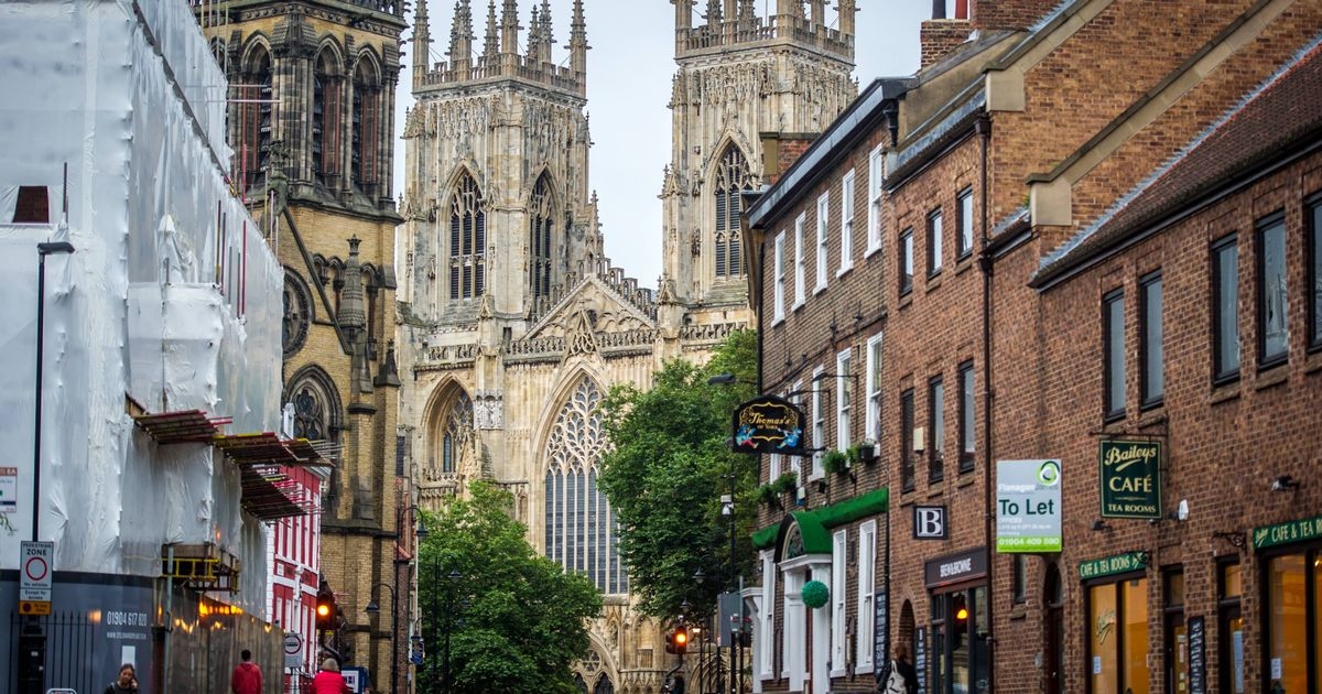 Canadian tourist slams 'not worth the trip' UK city but Brits hit back