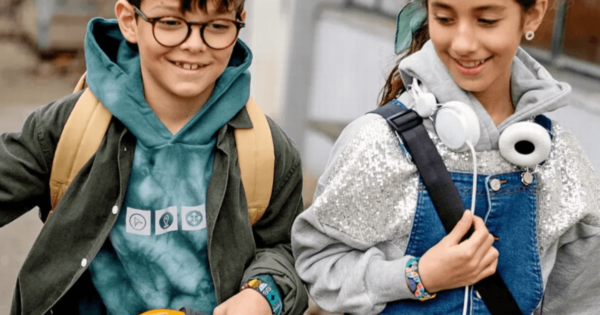 La gamma LEGO per il ritorno a scuola include cassetti da scrivania e sacchetti per il pranzo in mattoncini da £ 15